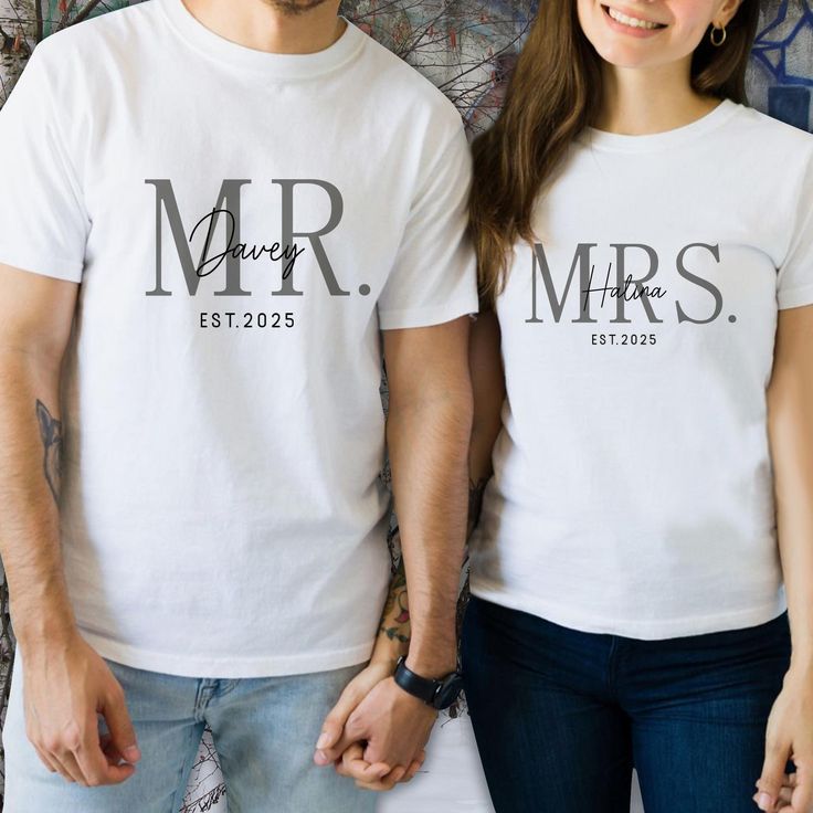 Camiseta_de_manga_corta_con_estampado_de_corazon_graffiti_y_patron_de_ECG_ideal_para_parejas_atuendo_familiar_regalo_perfecto_para_el_novio_arts_bettin_